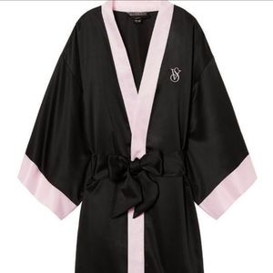 Victoria’s Secret Kimono Robe